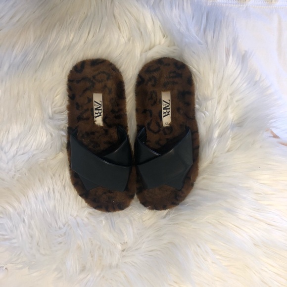 Faux Fur animal print slide sandal slide sandal - Picture 4 of 8